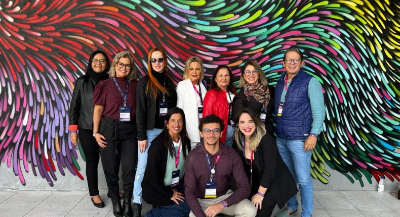 Time do Evolução marca presença na Bett Educar Brasil, em SP