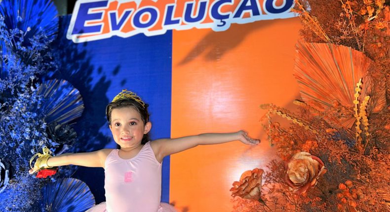 Festival de Dança Evolução emociona famílias em noite especial